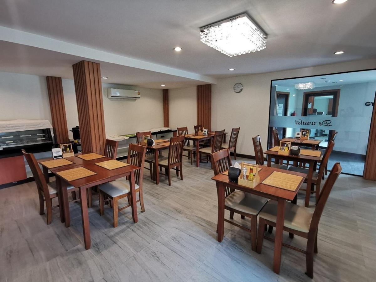 Hotel De Wualai-Sha Extra Plus Chiang Mai Exterior photo